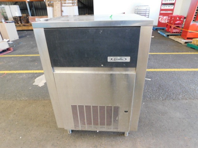 Elephant in the Room Cabernet Sauvignon (6x 750mL).