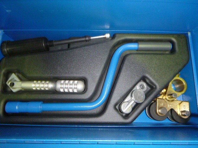 Simulated Diamond Circle Ring Magnetic Snake Bangle - Yellow/Gold