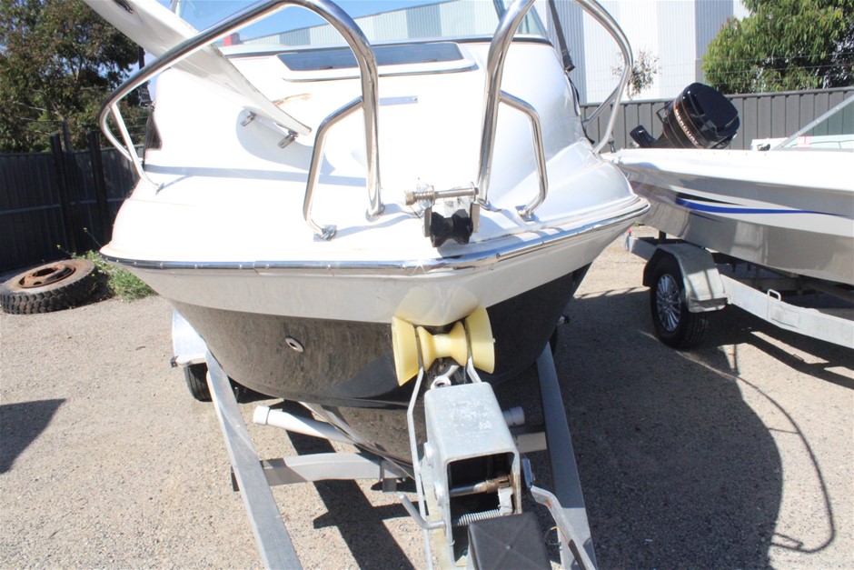 ZIPPYPAWS Birthday Box Squeaky Toy Set.