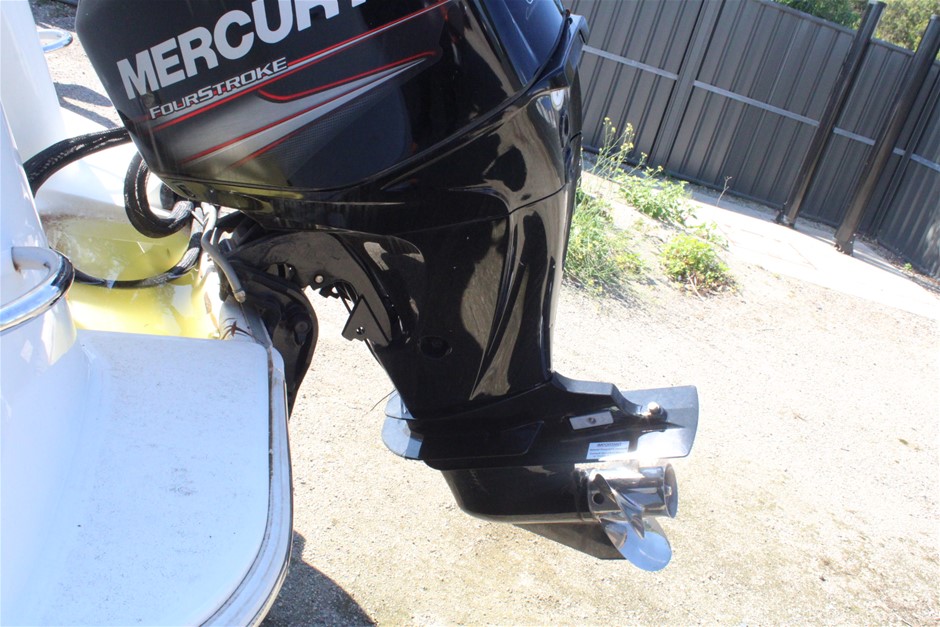 ABACUS BRANDS Virtual Reality Discovery Box Transport! - Illustrated Intera