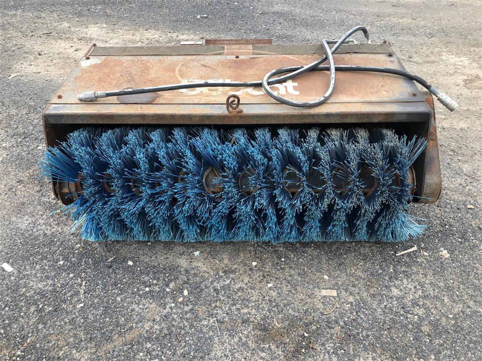 1966 AUSTRALIA FIRST & LAST QUEEN ELIZABETH SILVER ROUND FIFTY CENTS