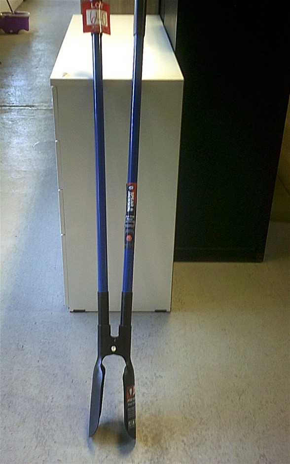 <p>AWP Excavator Hitch To Suit A Caterpillar </p>