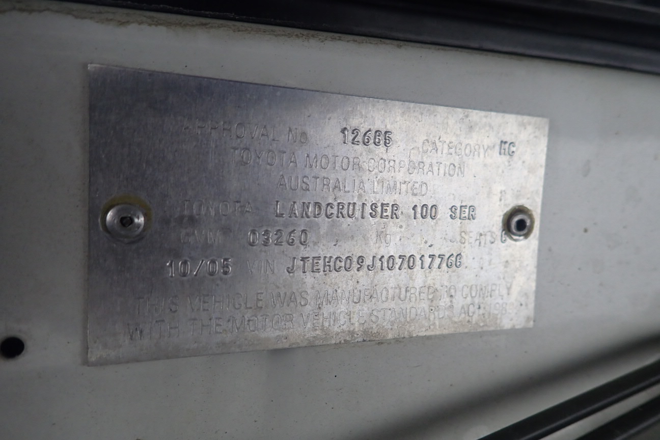 5 Carat round 5 white diamond each CVD Uncertified