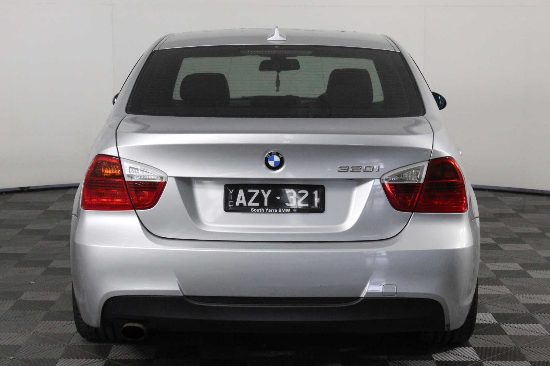 1966 Australia silver 50 cent in Customised case, 1 kilo of copper bar & 1