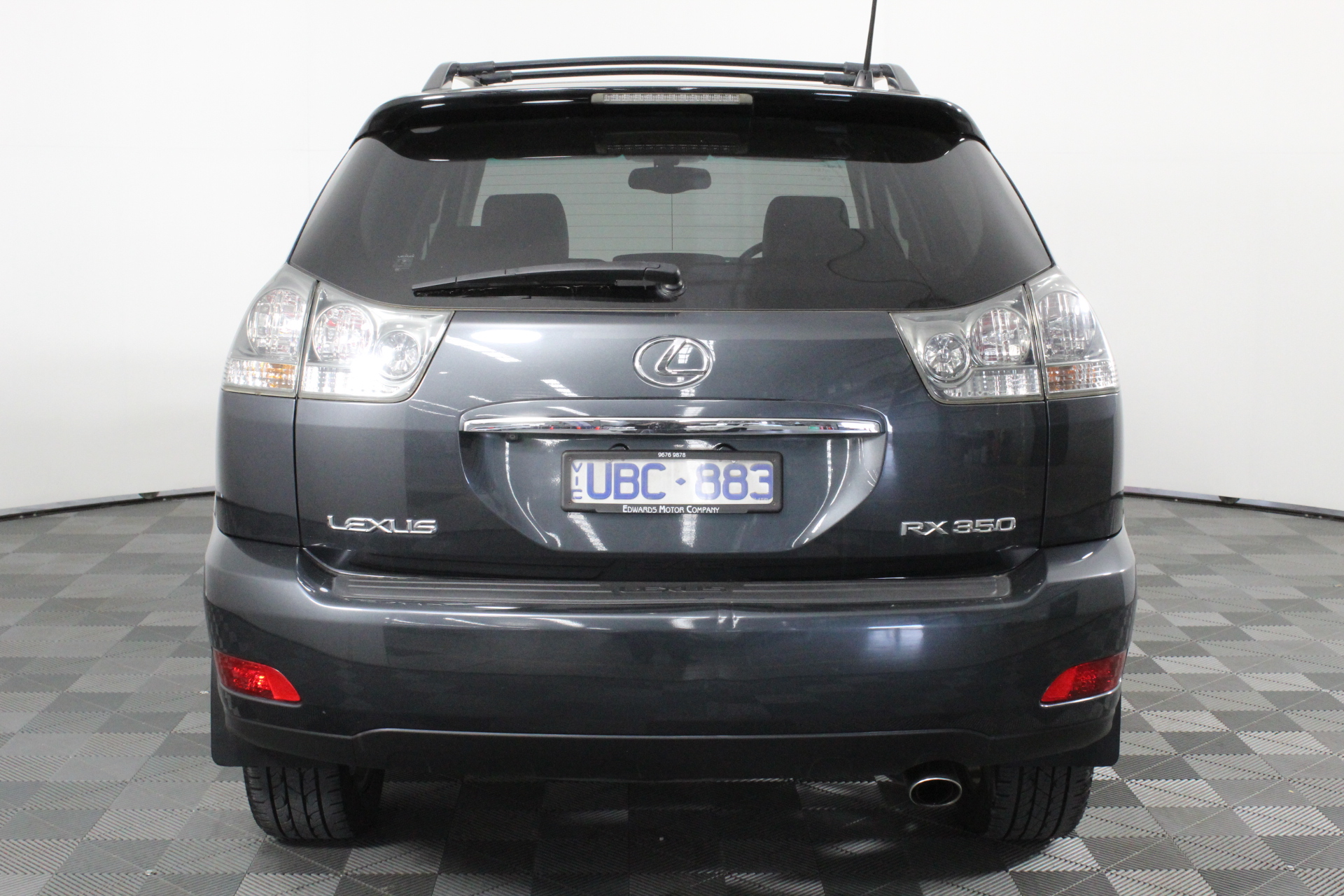 4 Carat round 4 white diamond each CVD Uncertified