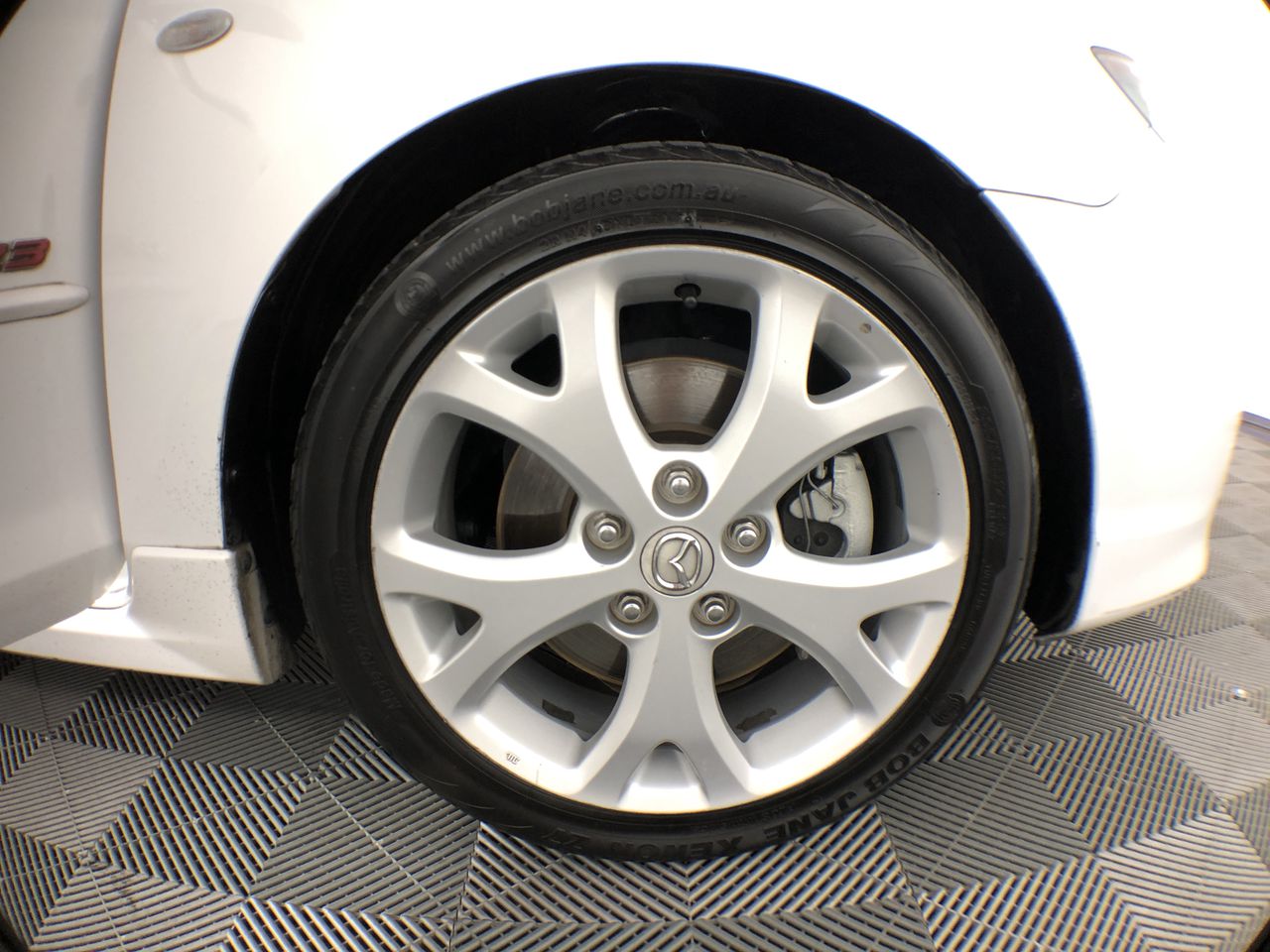 1.15 Carats Green Emerald