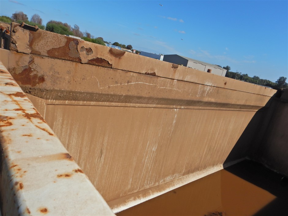 5 Stunning Pairs of Gemstone Drop Earrings