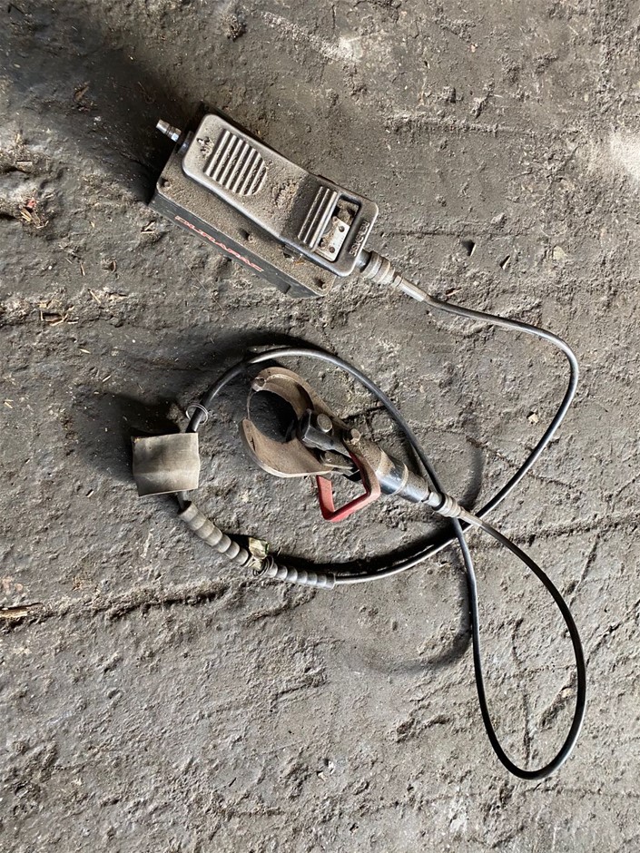 8mm Tri- Colour Gemstone & Antique Spacer Bracelets - 10 Pcs