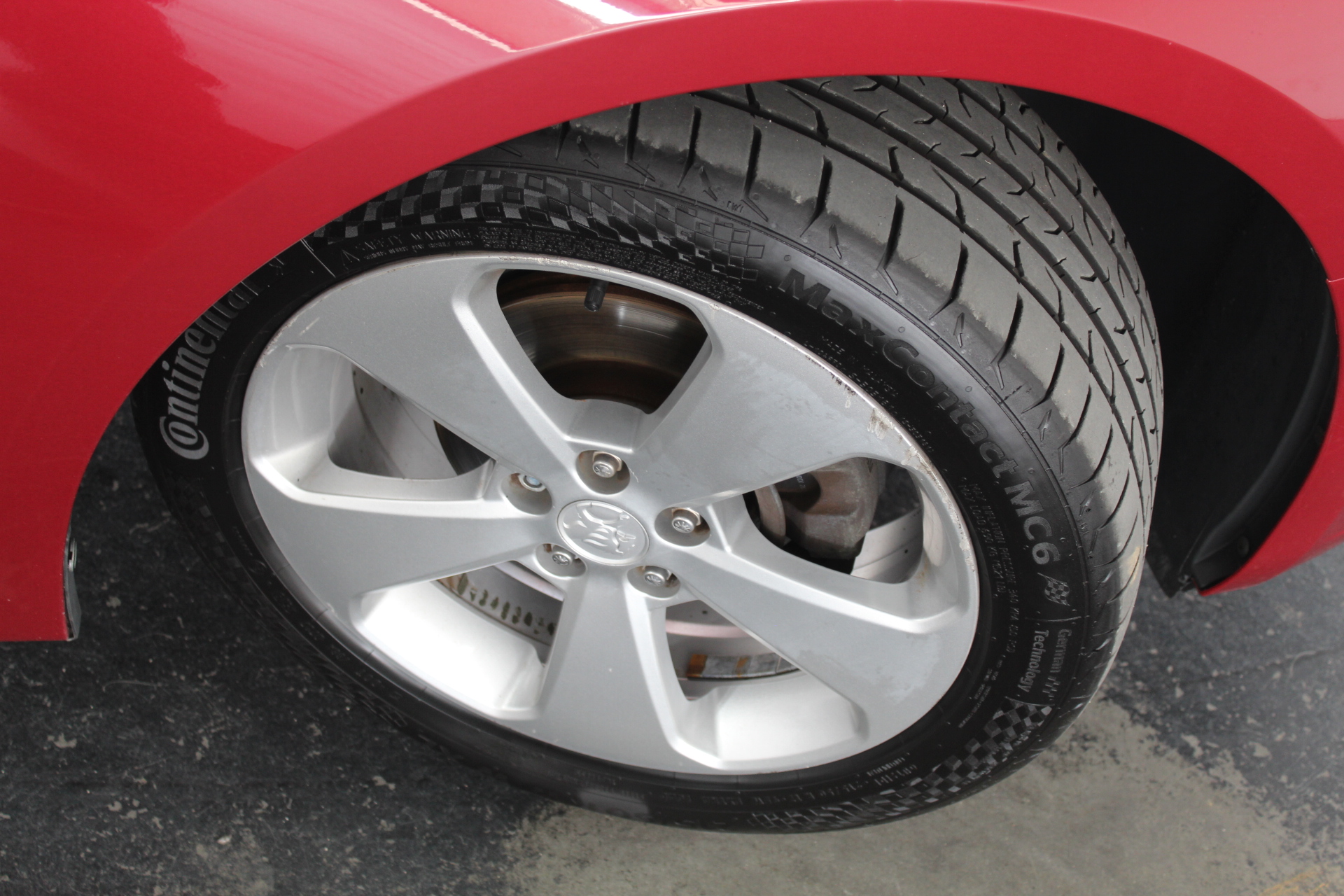 Stainless Steel Unisex Twist Bracelet in Gold (adjustable)