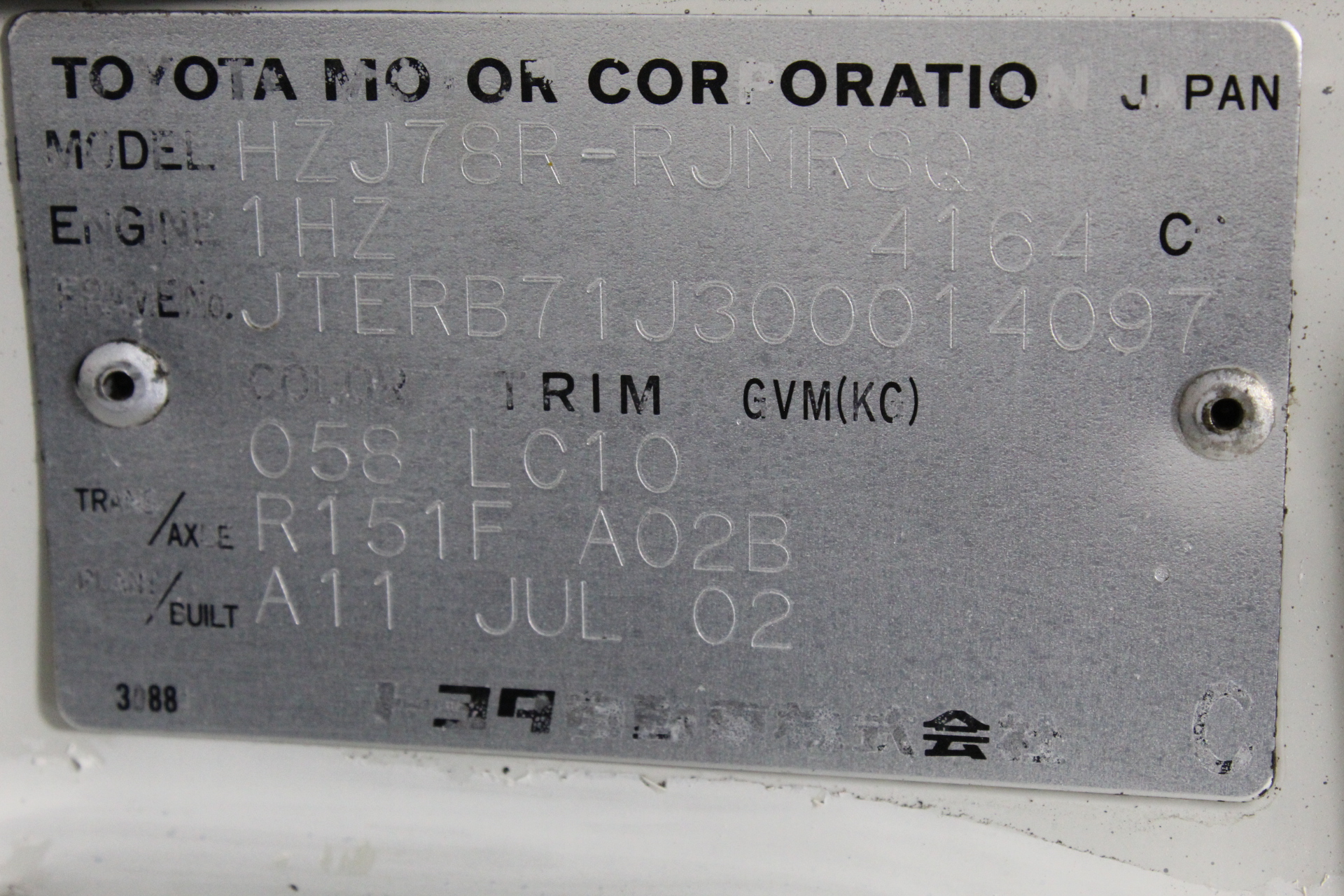 NED KELLY UNIQUE BOXED SET OF 1 GOLD INGOT & PISTOL - IN 24K GOLD