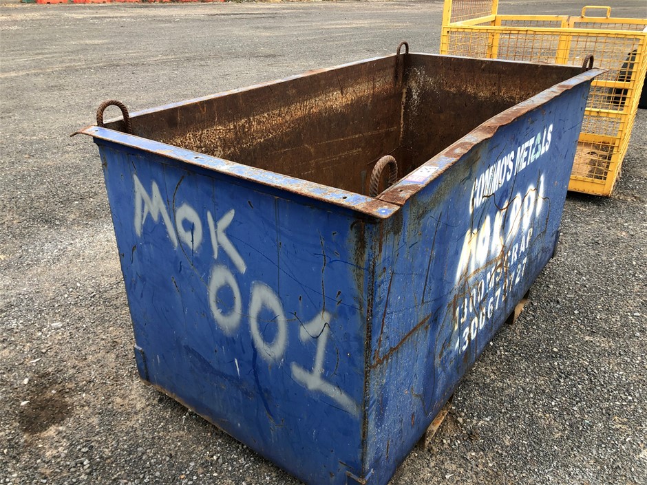 2022 Queen Elizabeth Platinum Jubilee Gold plated Medallion