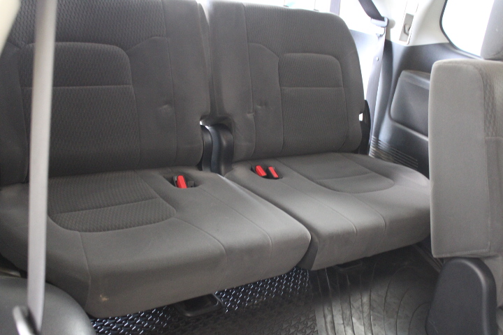 Cake & Ornament Stands