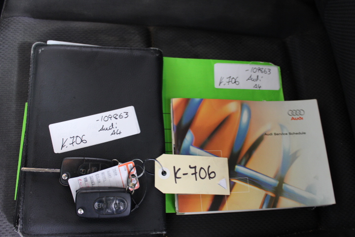 PHILIPS/Tefal Mixed Brand and Model Steam Irons (Lot of 37)