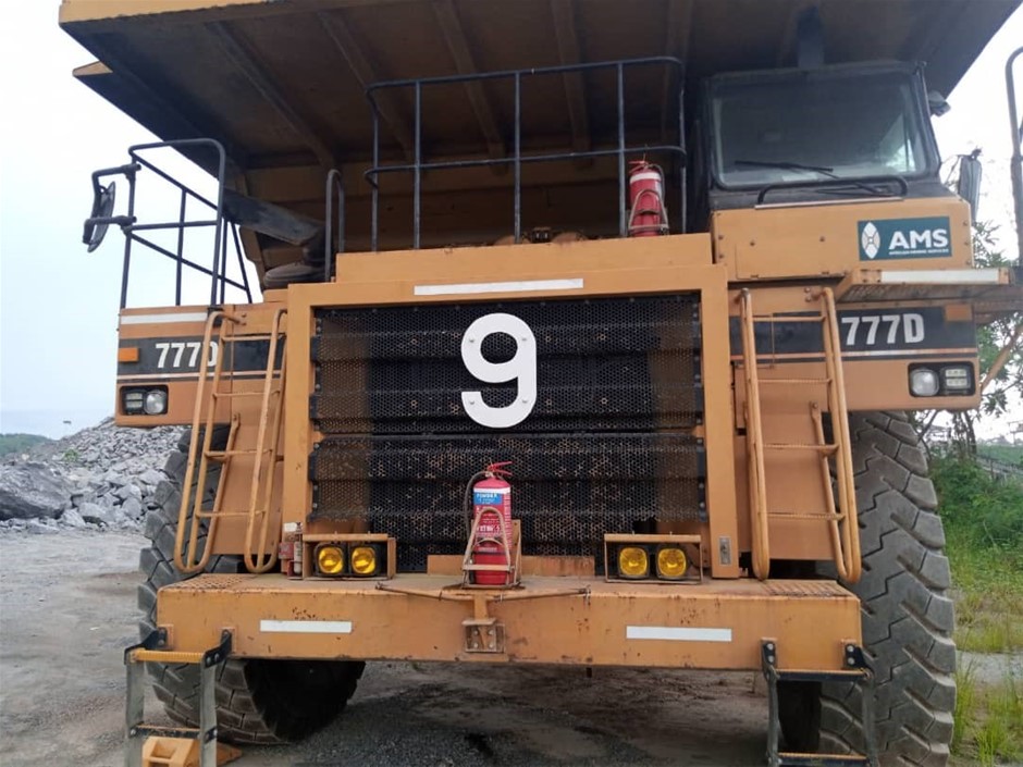 <p>2018 Hino FG 500 4 x 2 Attenuator Truck</p>