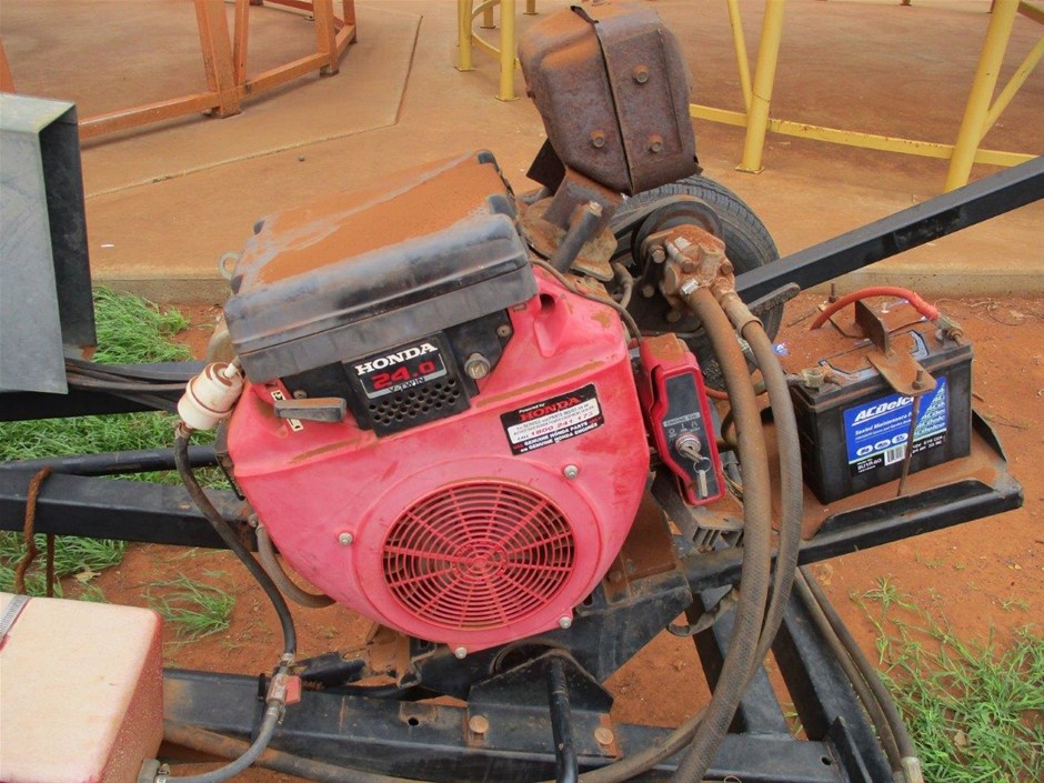 DYSON V15 Detect Absolute Cordless Vacuum Cleaner. NB: Has been used.