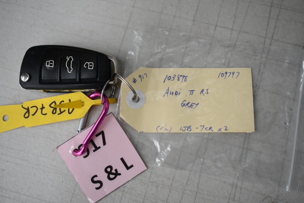 1/100 Scottdale gold bar x 2, 1 Gram Valcumbi bar x 2 & 1 Gram Silver Bar