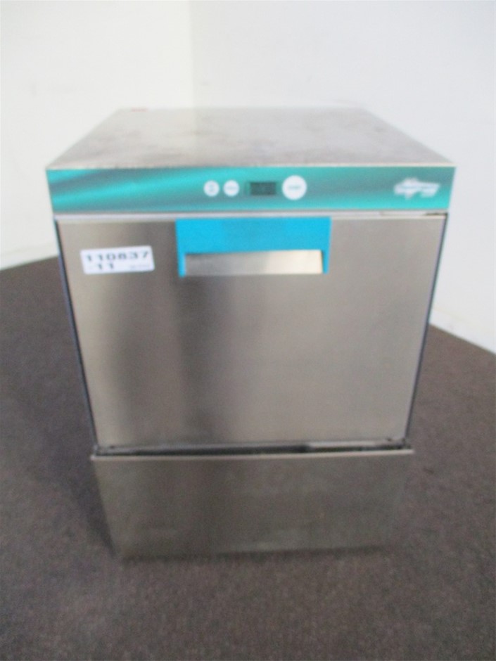 1/100 Scottdale gold bar x 2, 1 Gram Valcumbi & 1Germania Silver bar x 2 ea