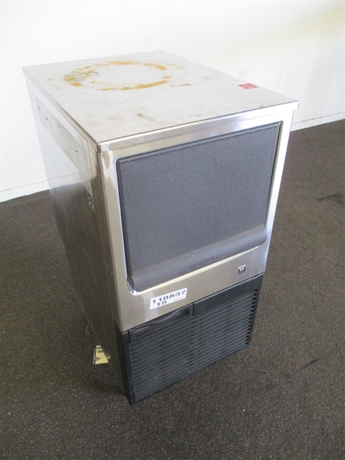 Rare 2016 "Ned Kelly" Helmet Ingot, 999 24k Antique Gold Plated, Outlaw