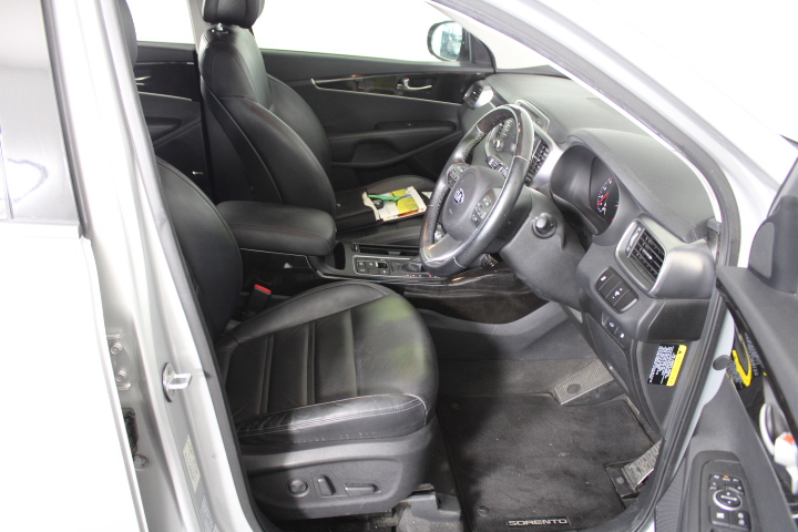 Byrne Estate Gown Shiraz Cabernet 2021 (12x 750mL) SA