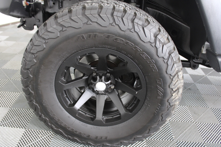 5mm Round 925 Sterling Silver Simulated Diamonds Drop Earrings