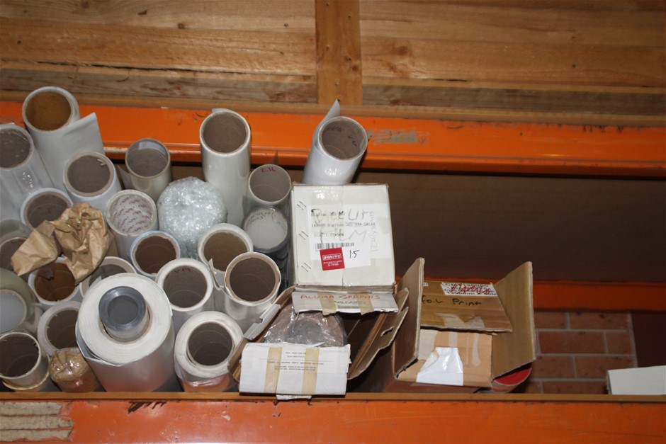 <B>Trailerable Grain Hopper Bin</B>