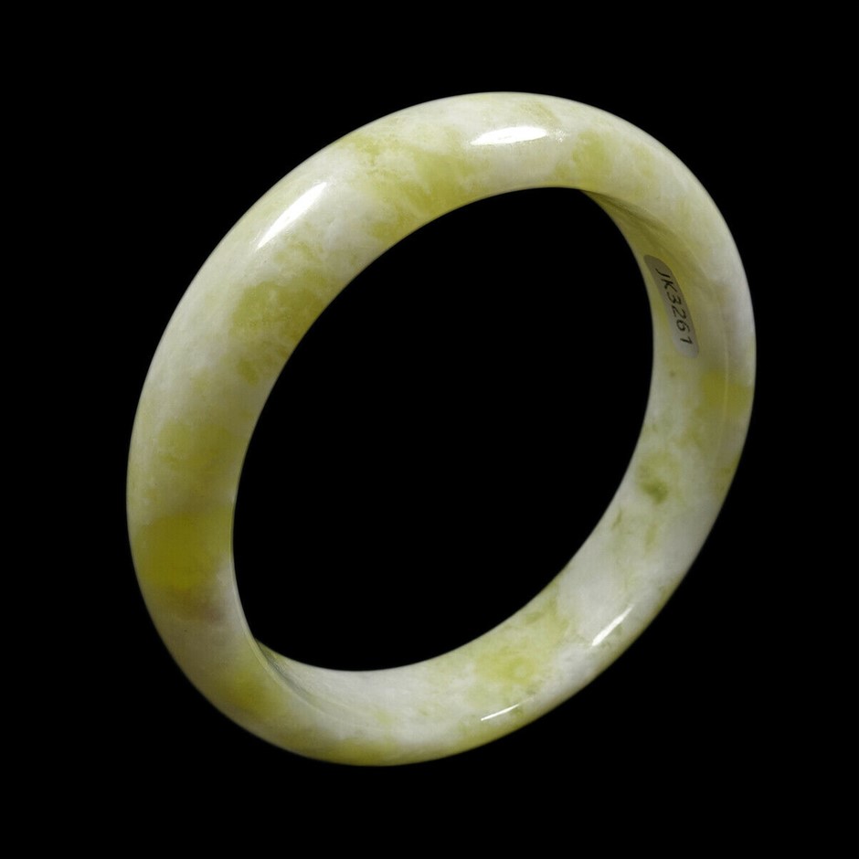 BOSCH Charger 18V AL 1830CV. Bosch Home and Garden Charger 18 Volt System.