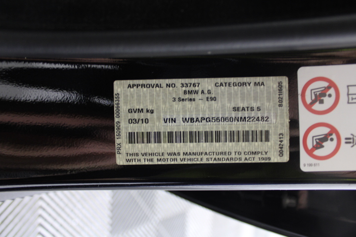 <p>CY1330 Walkie Reach Stacker</p>