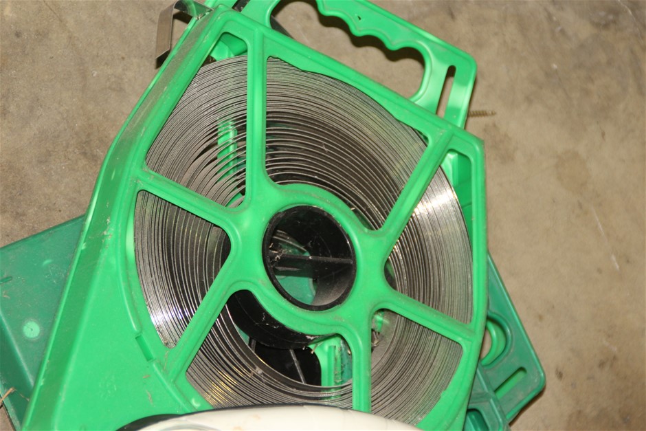 RIP CURL Boy's Search Stack Long Sleeve Crew Neck T-Shirt, Size 12, Black.