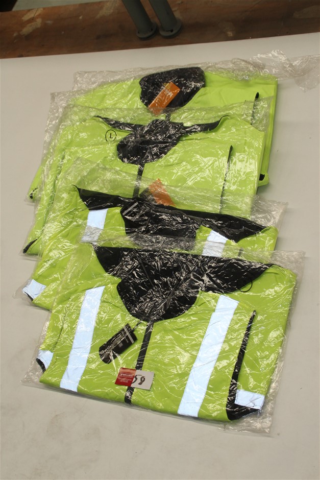 CANTERBURY Men's CCC Anchor Tactic Shorts, Size M, 100% Polyester, Navy/Whi