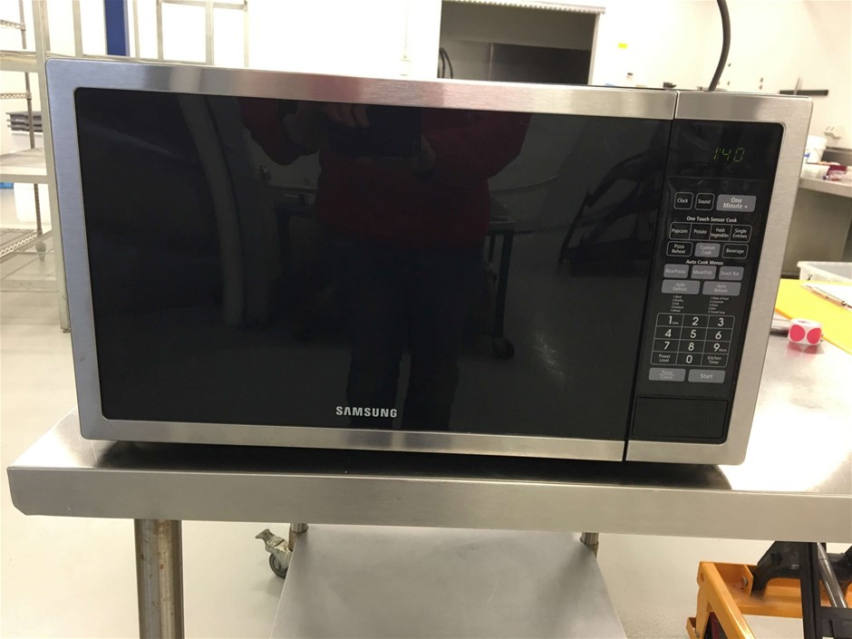 RIP CURL Women's Premium Cheeky One Piece Swim Suit - Black, Size L. RRP: $