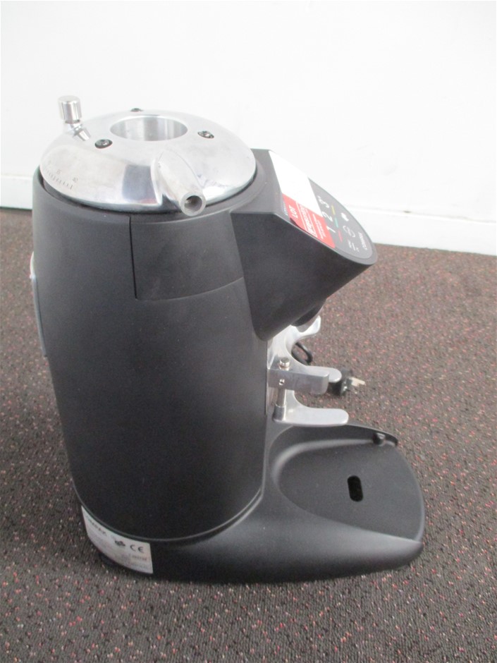 1/100 Scottdale gold bar x 2, 1 Gram Valcumbi bar x 2 & 1g Silver Bar x 2