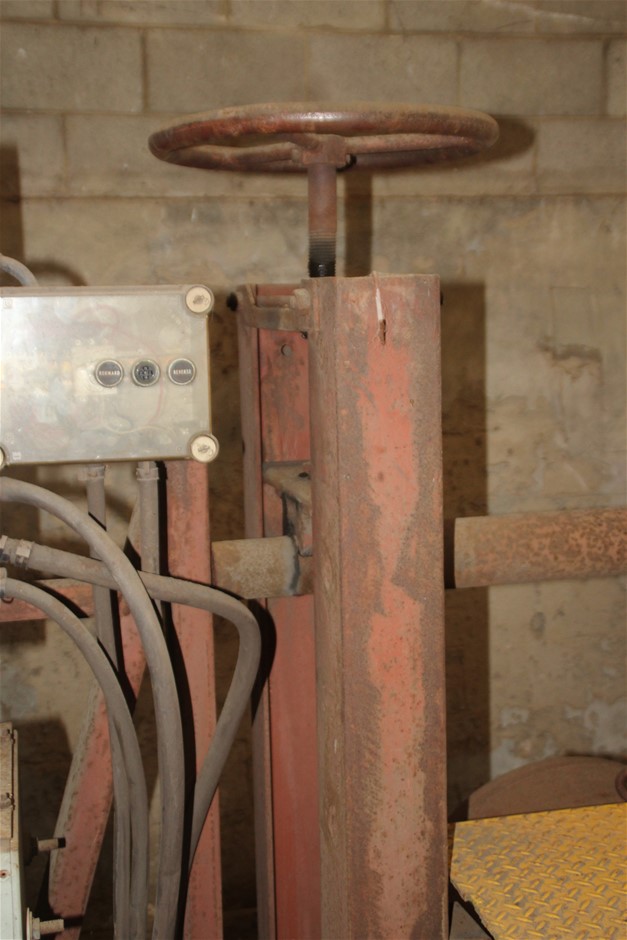 10 Drawer Stainless Steel Work Bench (Unused)