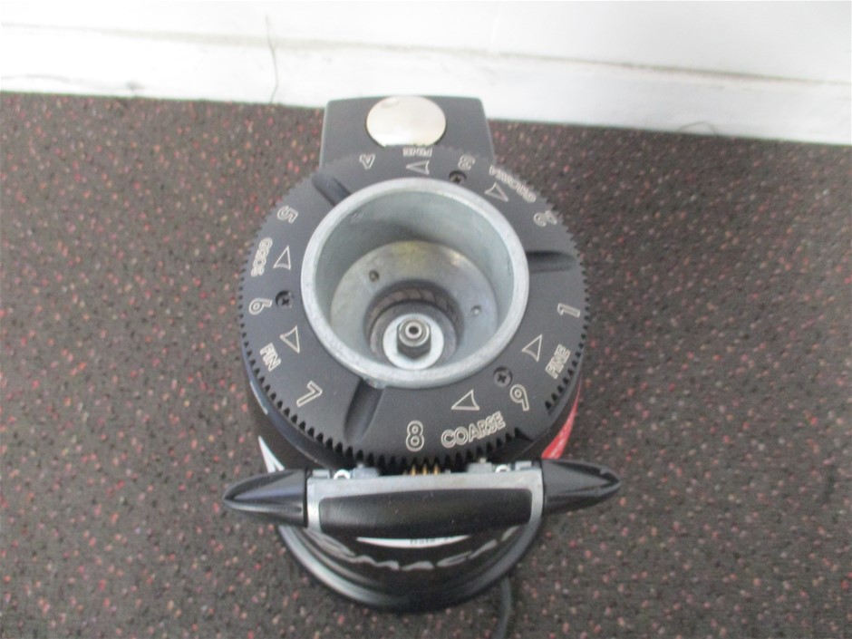 Quantity of 100 1800mm Star Pickets (Unused),