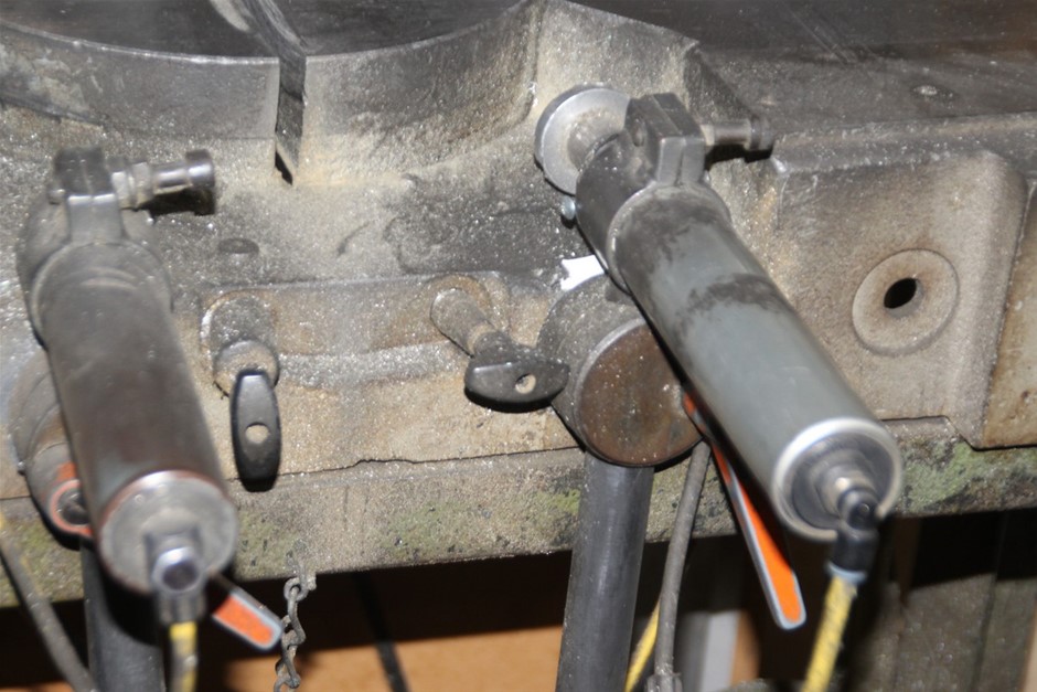 Crimson Monster Pinot Noir (6x 750mL) Current Vintage Release