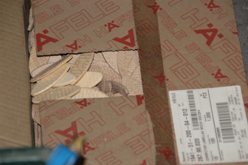 Circle of Friends Pink Moscato Slimline Cans NV (24x 250mL) Limestone Coast