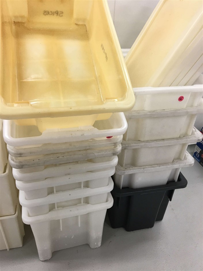23 x Assorted plastic tubs (bulk storage / delivery) Auction (0024
