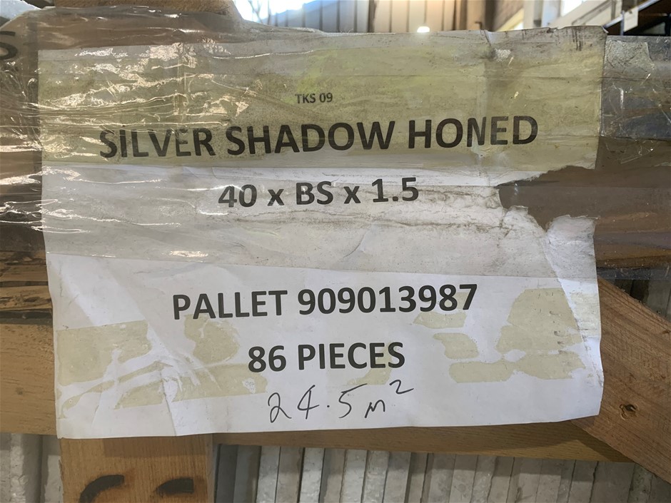 Hanimex Rondette 1500RF&Hanimex La Rondette 800 RF Projector (Lot of 2)