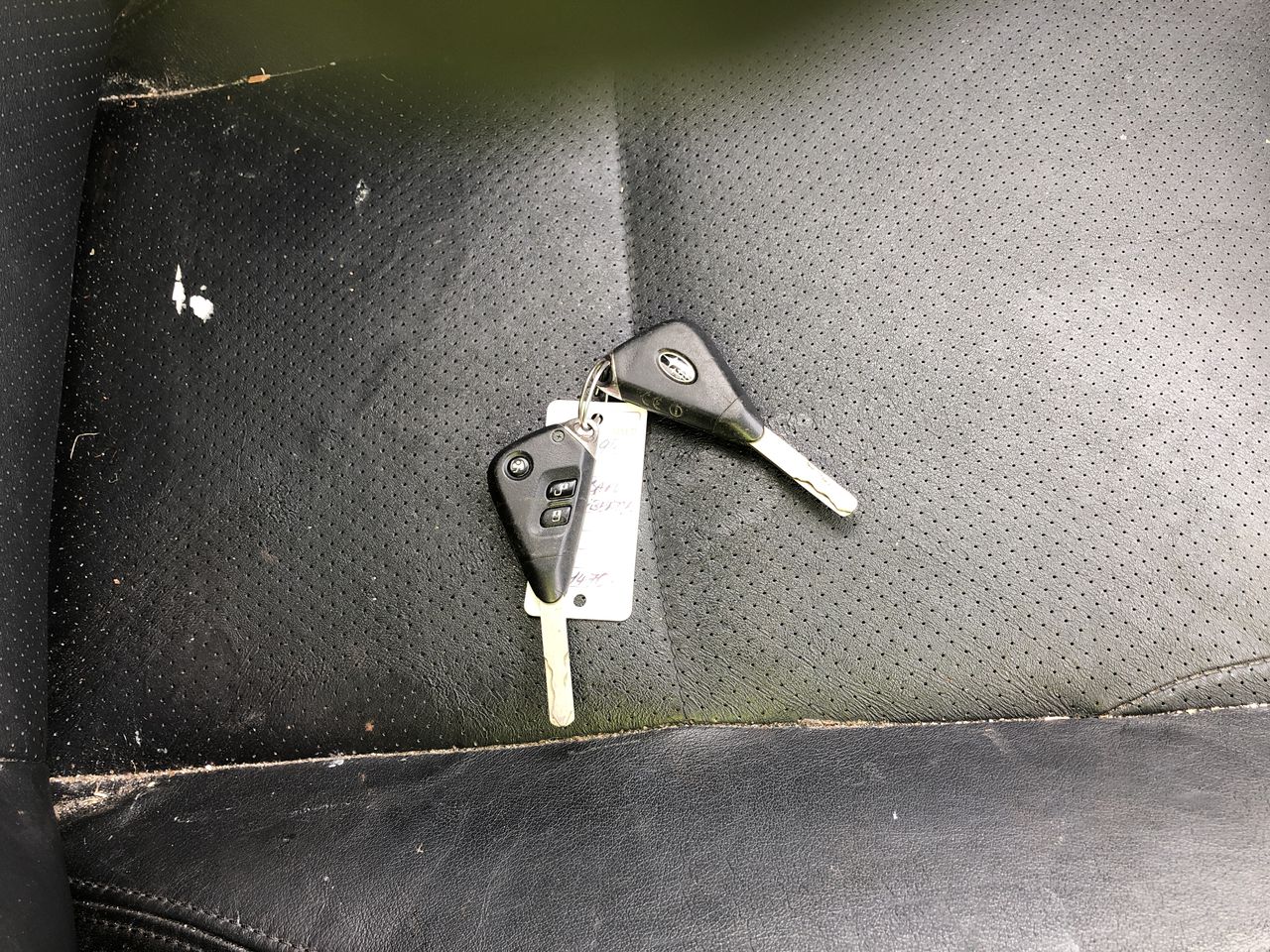 Australia: 2012 Two Dollars QEII Remembrance $2