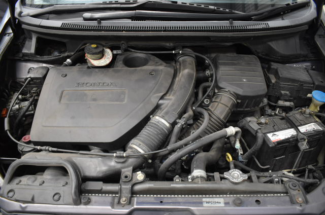 18K White Gold-Filled Cuban Bracelet with Simulated Diamonds - 20.3cm