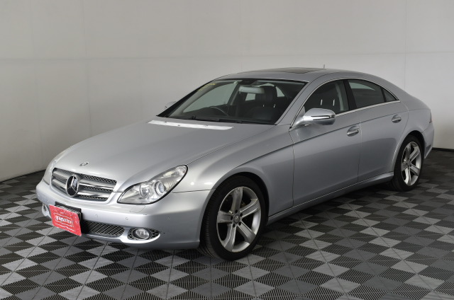 DYSON Airstrait Straightener, Bright Nickel/Rich Copper, 408204-01.