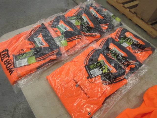 9K YELLOW GOLD AQUAMARINE CLAW NECKLACE 40-45cm