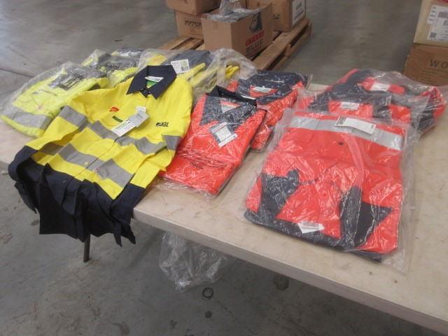 9K Yellow Gold MALACHITE PETAL DROP EARRINGS