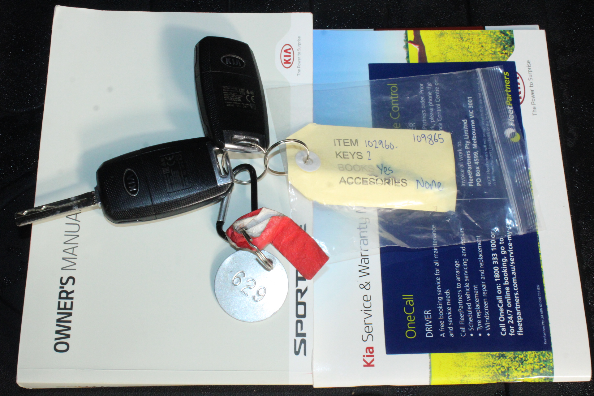 9K WHITE GOLD 0.10ct HI I1 DIAMOND CLAW PENDANT