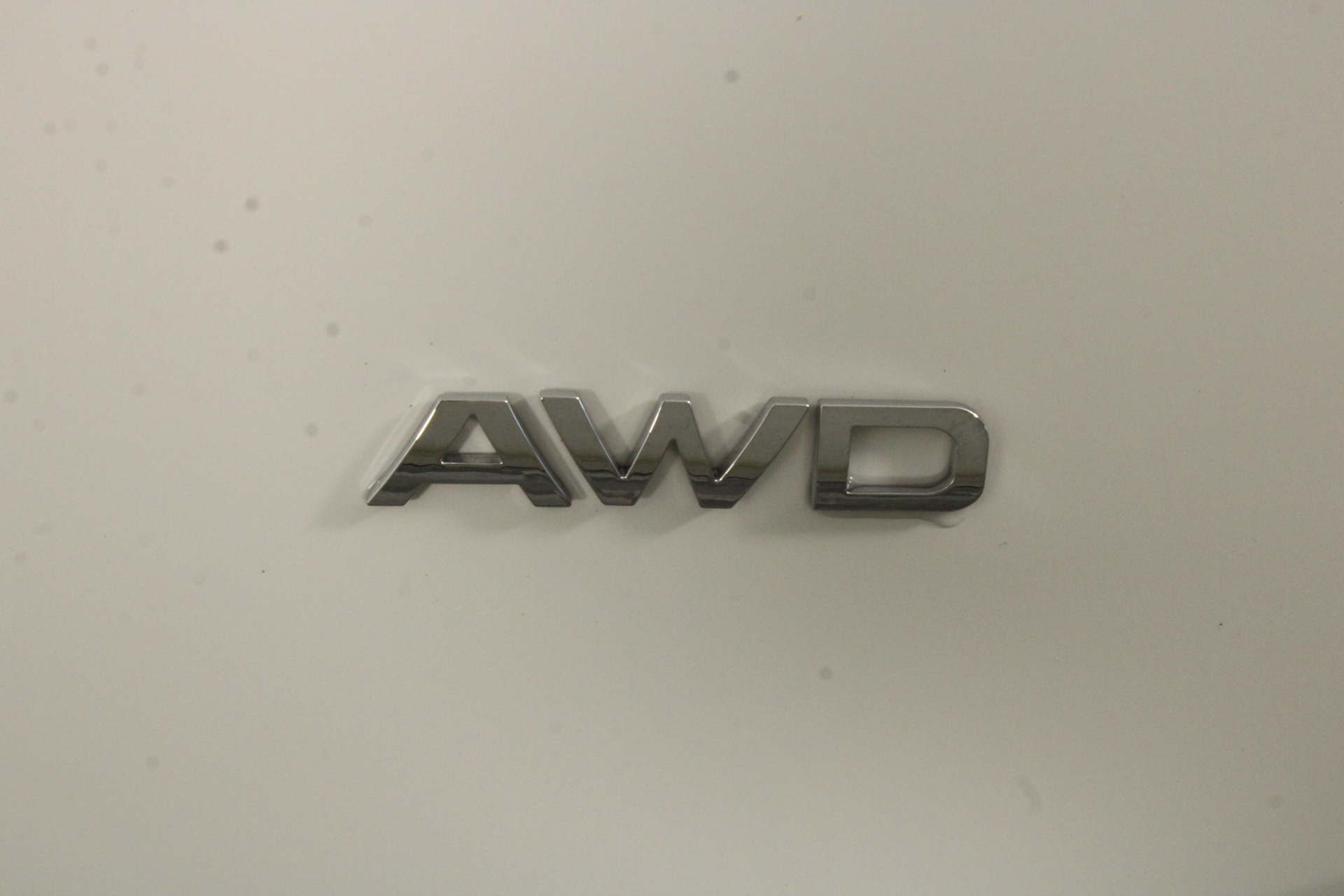 9K WHITE GOLD 'G' 0.09 HI I1 DIAMOND NECKLACE 40+5cm