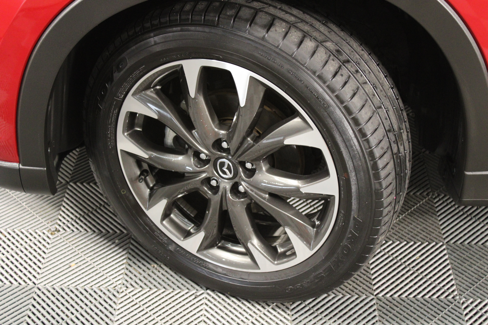 9K Yellow Gold 0.05ct HI SI DIAMOND SAPPHIRE EYE RING