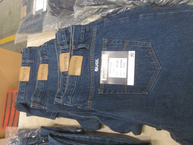 2 Packs of 100 x Stainless Steel Cable Ties, Size 4.6mm x 350mm.