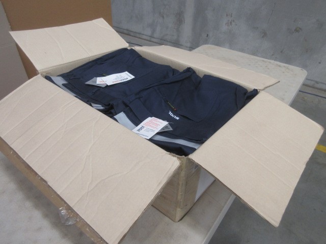 4 Packs Of Cable Ties Each 100pcs, Size: 4.8mm x 380mm.