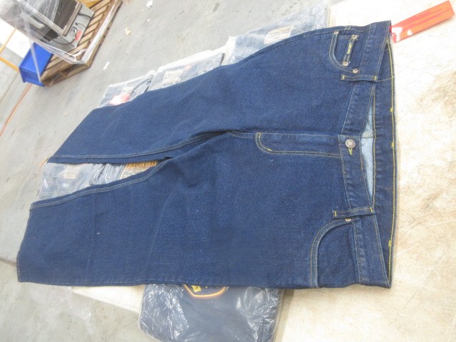 8 x WRIGLEY'S Extra White Chewing Gum, Peppermint, 64g.