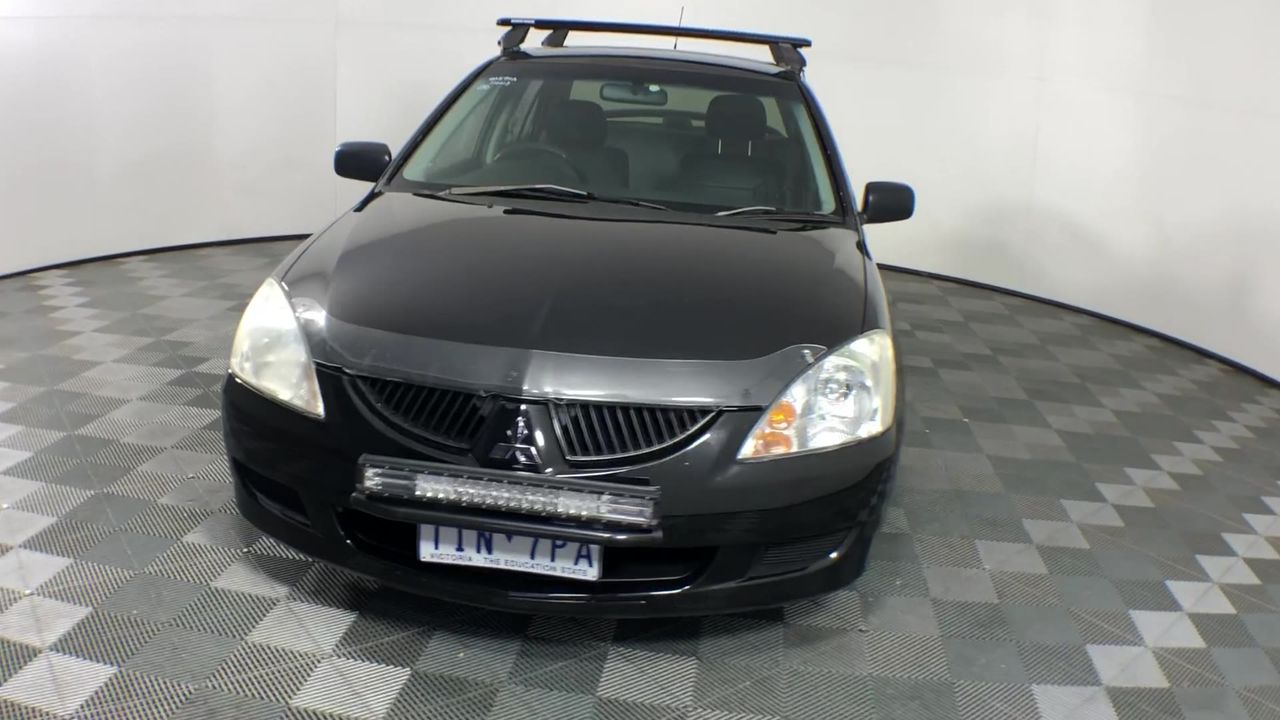 Kodak PIXPRO WPZ2 Digital Camera, Yellow. NB: Used.