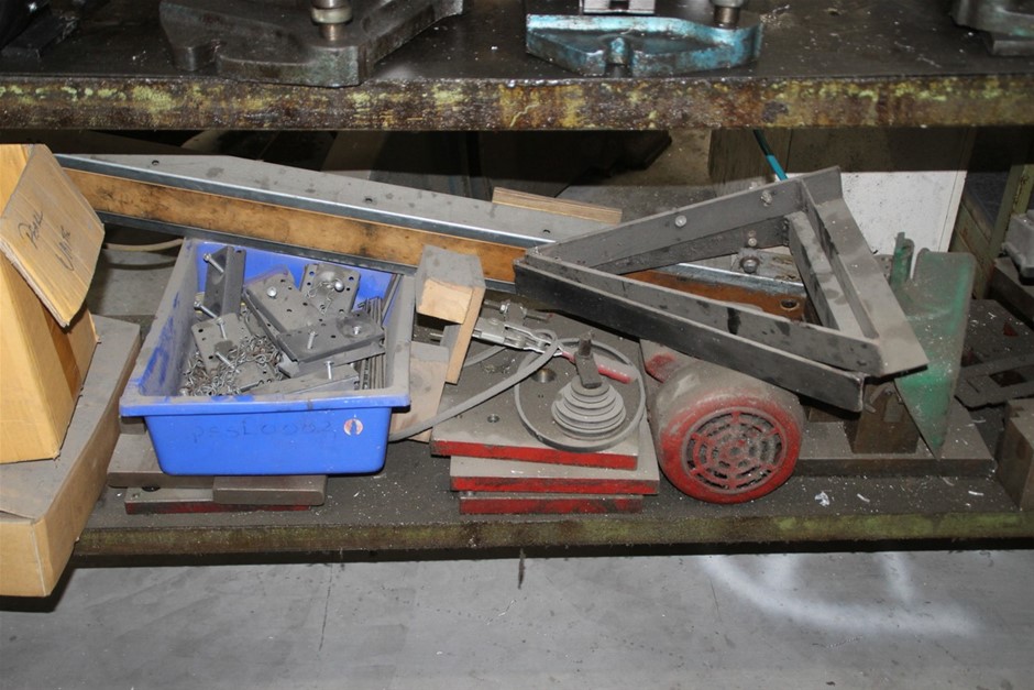 Sweet Caroline Pinot Noir (6x 750mL).